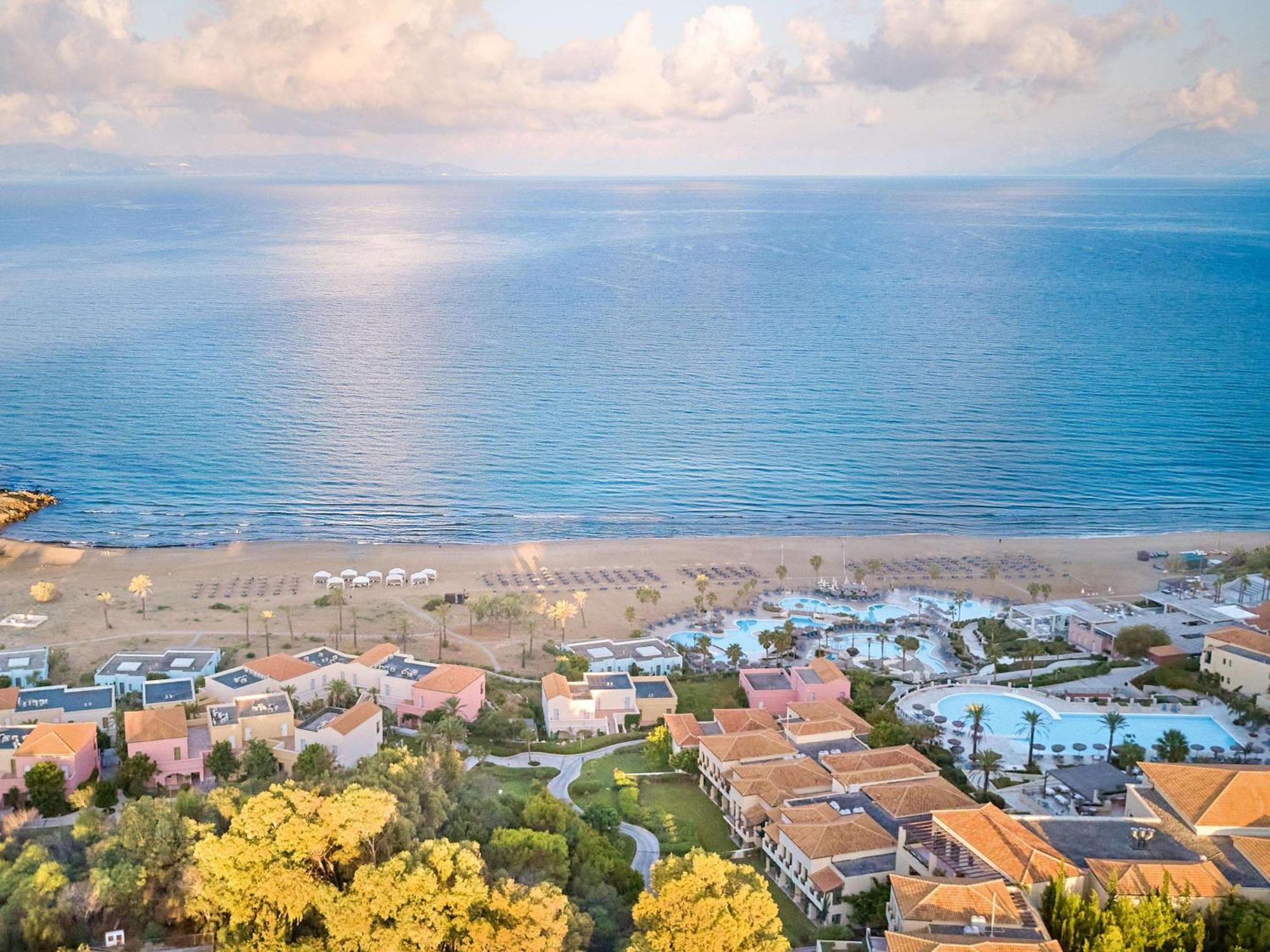 Grecotel Luxme Oasis At Riviera Olympia & Aqua Park Loutrá Killínis Esterno foto