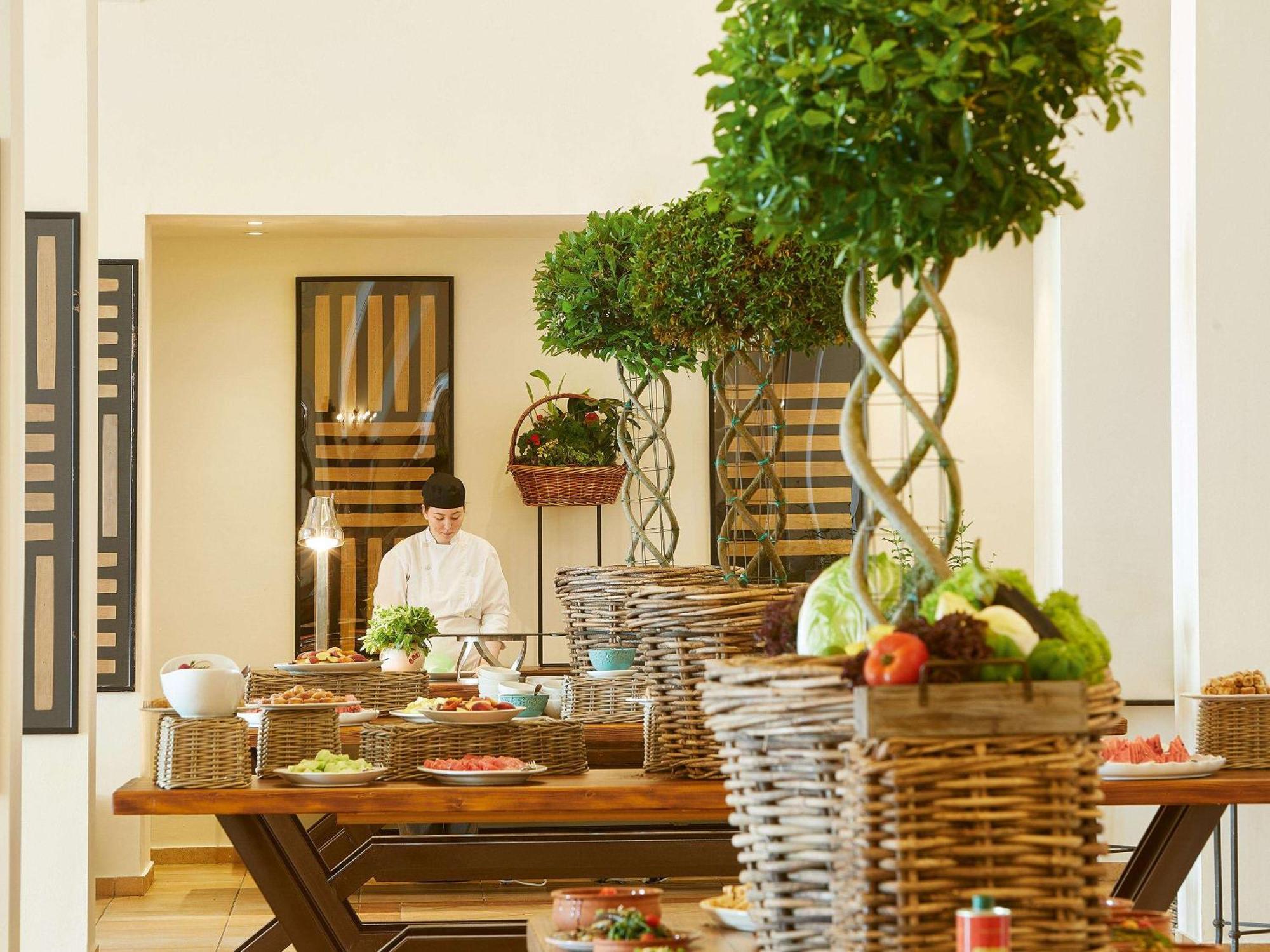 Grecotel Luxme Oasis At Riviera Olympia & Aqua Park Loutrá Killínis Esterno foto